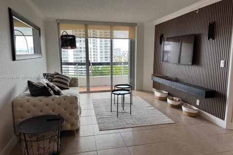 Appartement à louer à Aventura, Floride: 2 chambres, 101.36 m2 № 2256267 - photo 2