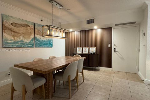 Appartement à louer à Aventura, Floride: 2 chambres, 101.36 m2 № 2256267 - photo 5