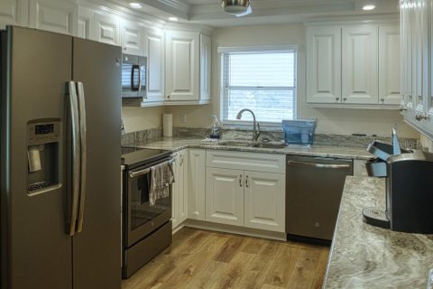 Condominio en alquiler en Madeira Beach, Florida, 2 dormitorios, 96.62 m2 № 1916454 - foto 3