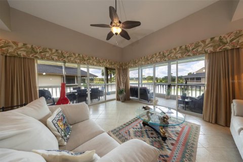 Copropriété à vendre à Ormond Beach, Floride: 2 chambres, 120.77 m2 № 2296518 - photo 3