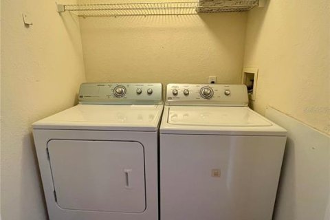 Copropriété à louer à Orlando, Floride: 2 chambres, 119.66 m2 № 2112081 - photo 12