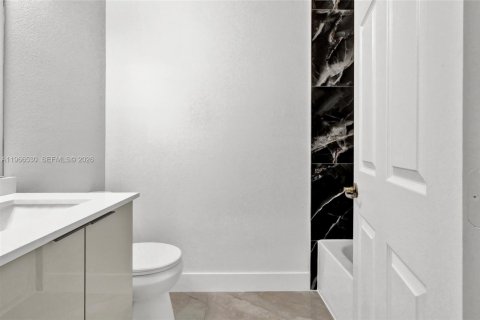 Touwnhouse à vendre à Miramar, Floride: 3 chambres, 139.82 m2 № 2028226 - photo 15