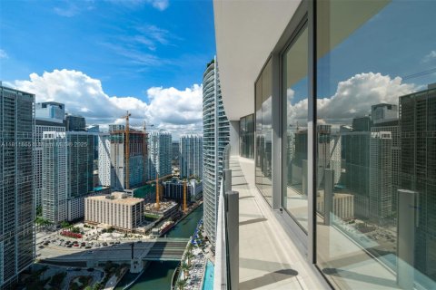 Condominio en venta en Miami, Florida, 2 dormitorios, 122.35 m2 № 1756058 - foto 15