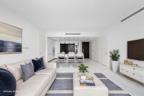 Condominio en venta en Miami, Florida, 2 dormitorios, 122.35 m2 № 1756058 - foto 3