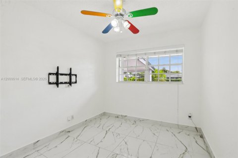 Купить виллу или дом в Майами, Флорида 3 спальни, 171.96м2, № 2064792 - фото 18