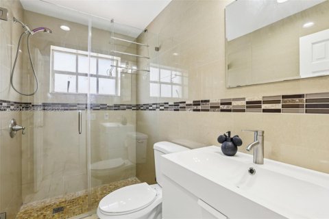 Купить виллу или дом в Майами, Флорида 3 спальни, 171.96м2, № 2064792 - фото 16