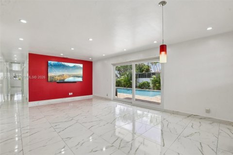 Купить виллу или дом в Майами, Флорида 3 спальни, 171.96м2, № 2064792 - фото 9