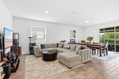 Villa ou maison à vendre à Davenport, Floride: 4 chambres, 186.36 m2 № 2329401 - photo 28