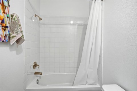 Villa ou maison à vendre à Davenport, Floride: 4 chambres, 186.36 m2 № 2329401 - photo 25