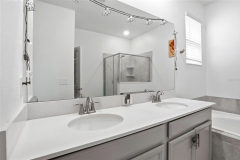 Villa ou maison à vendre à Davenport, Floride: 4 chambres, 186.36 m2 № 2329401 - photo 11