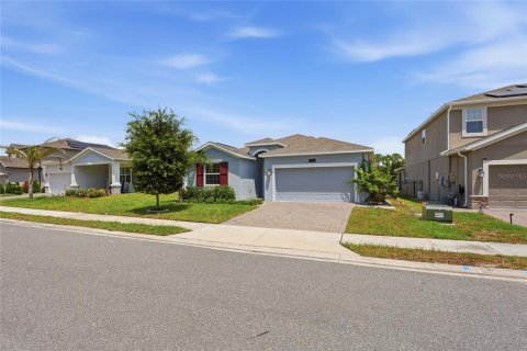 Villa ou maison à vendre à Davenport, Floride: 4 chambres, 186.36 m2 № 2329401 - photo 2