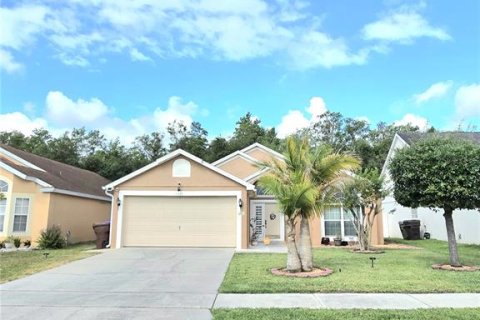 House in Kissimmee, Florida 3 bedrooms, 137.59 sq.m. № 1661926 - photo 3