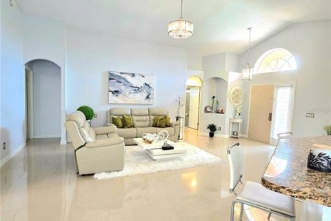 House in Kissimmee, Florida 3 bedrooms, 137.59 sq.m. № 1661926 - photo 19