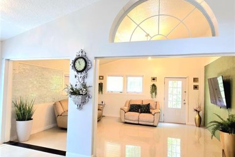 House in Kissimmee, Florida 3 bedrooms, 137.59 sq.m. № 1661926 - photo 17