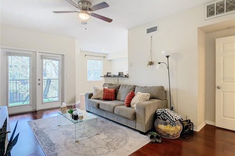 Copropriété à vendre à Tampa, Floride: 1 chambre, 96.99 m2 № 1558321 - photo 3