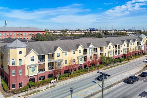 Copropriété à vendre à Tampa, Floride: 1 chambre, 96.99 m2 № 1558321 - photo 1