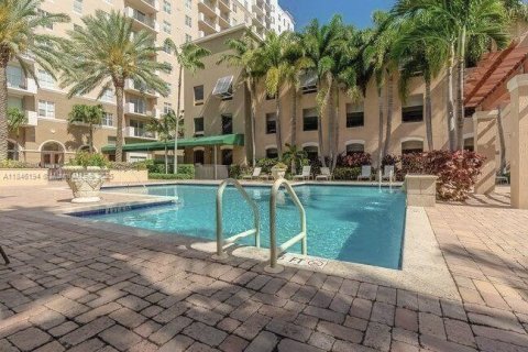 Copropriété à vendre à West Palm Beach, Floride: 1 chambre, 64.66 m2 № 1940747 - photo 17