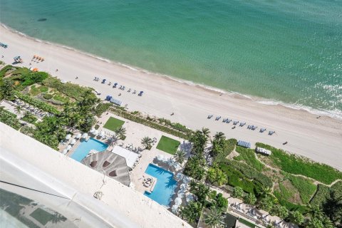 Condominio en alquiler en Sunny Isles Beach, Florida, 2 dormitorios, 208.57 m2 № 2012446 - foto 14