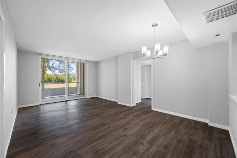 Condominio en alquiler en Clearwater, Florida, 2 dormitorios, 99.87 m2 № 1882950 - foto 11