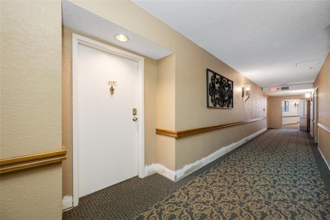 Condominio en alquiler en Clearwater, Florida, 2 dormitorios, 99.87 m2 № 1882950 - foto 3