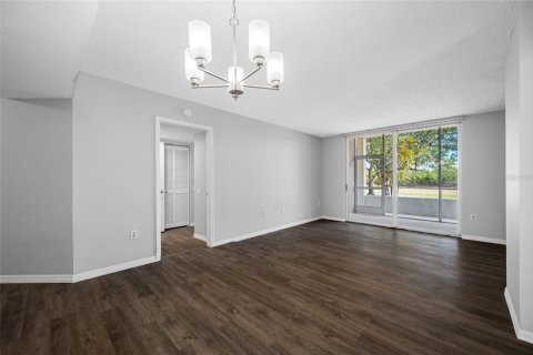 Condominio en alquiler en Clearwater, Florida, 2 dormitorios, 99.87 m2 № 1882950 - foto 10
