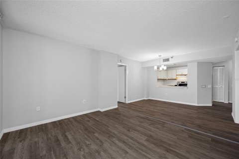 Condominio en alquiler en Clearwater, Florida, 2 dormitorios, 99.87 m2 № 1882950 - foto 13