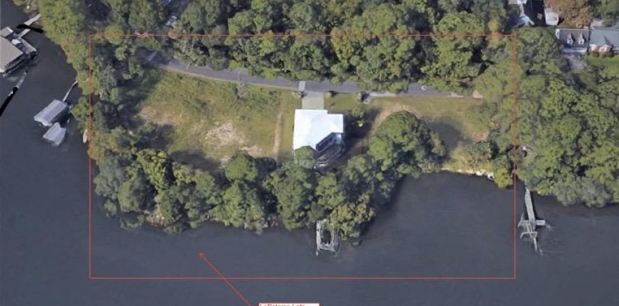 Land in Panama City, Florida № 558092