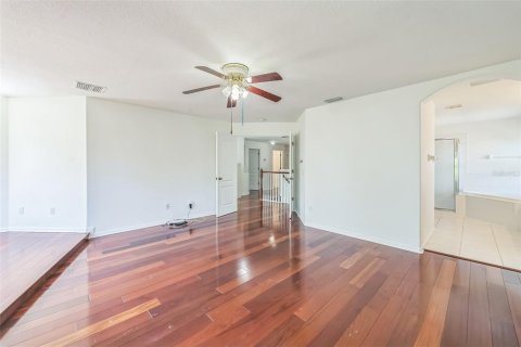 House in Apollo Beach, Florida 4 bedrooms, 288.37 sq.m. № 1808175 - photo 17