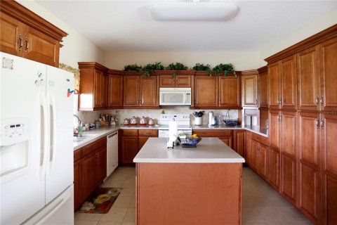 Casa en venta en Dade City, Florida, 7 dormitorios, 428.09 m2 № 1793454 - foto 24