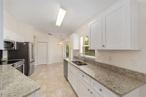 House in Ocala, Florida 3 bedrooms, 133.97 sq.m. № 1677873 - photo 7