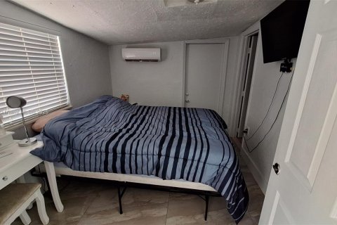 Villa ou maison à vendre à Hollywood, Floride: 3 chambres, 72.84 m2 № 1970078 - photo 12