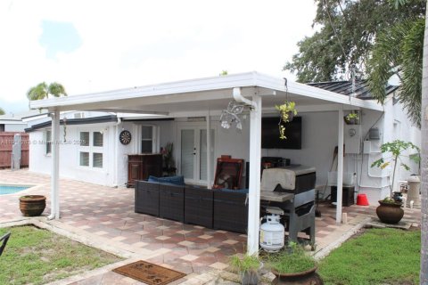 Villa ou maison à vendre à Hollywood, Floride: 3 chambres, 72.84 m2 № 1970078 - photo 20