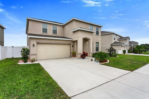 Casa en alquiler en Gibsonton, Florida, 4 dormitorios, 323.11 m2 № 1815358 - foto 2