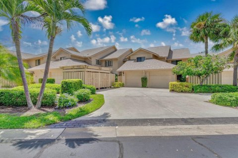 Copropriété à vendre à Jupiter, Floride: 2 chambres, 168.9 m2 № 2390035 - photo 2