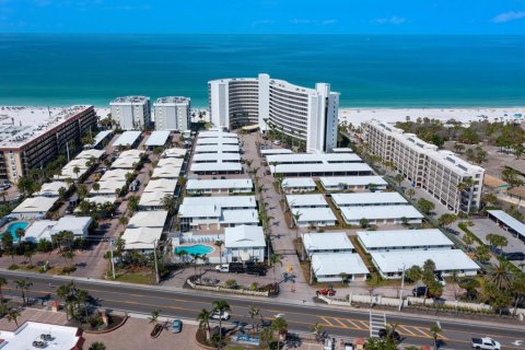 Condo in Sarasota, Florida, 2 bedrooms  № 1750136 - photo 29