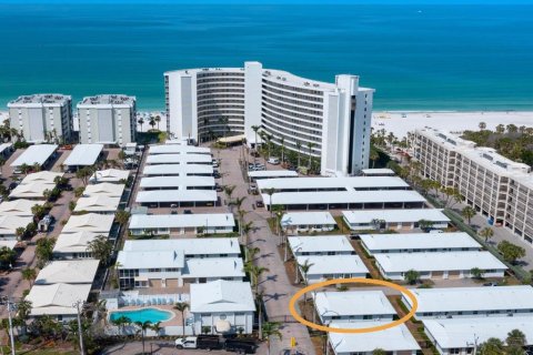 Condo in Sarasota, Florida, 2 bedrooms  № 1750136 - photo 2