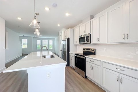 Townhouse in Winter Garden, Florida 3 bedrooms, 192.49 sq.m. № 1902686 - photo 16
