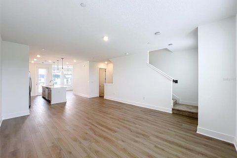 Townhouse in Winter Garden, Florida 3 bedrooms, 192.49 sq.m. № 1902686 - photo 18
