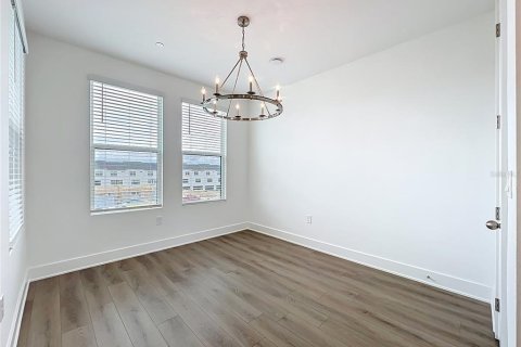 Townhouse in Winter Garden, Florida 3 bedrooms, 192.49 sq.m. № 1902686 - photo 25