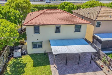 Villa ou maison à vendre à Cutler Bay, Floride: 5 chambres, 233.56 m2 № 2059196 - photo 8