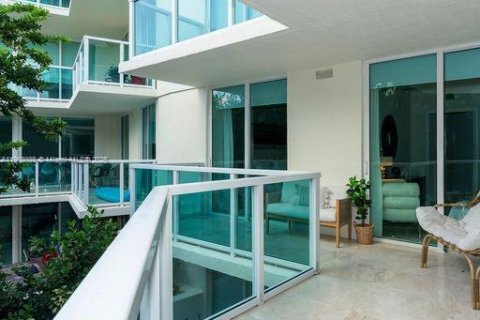 Condo in Sunny Isles Beach, Florida, 3 bedrooms  № 2012677