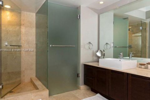 Condo in Sunny Isles Beach, Florida, 3 bedrooms  № 2012677 - photo 6