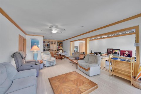 Casa en venta en Fort Lauderdale, Florida, 3 dormitorios, 224.45 m2 № 2087249 - foto 8