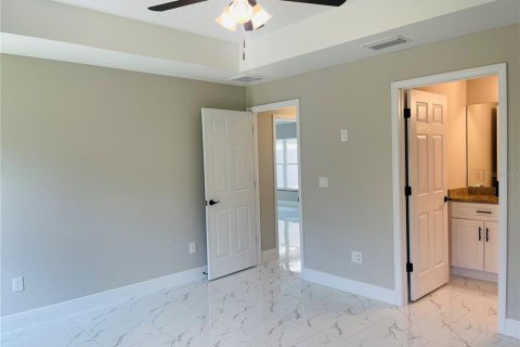 House in Ocala, Florida 3 bedrooms, 144.83 sq.m. № 1838217 - photo 8