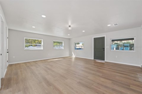 Villa ou maison à vendre à Orlando, Floride: 3 chambres, 128.67 m2 № 2277172 - photo 6