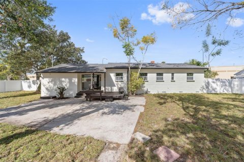 Villa ou maison à vendre à Orlando, Floride: 3 chambres, 128.67 m2 № 2277172 - photo 17