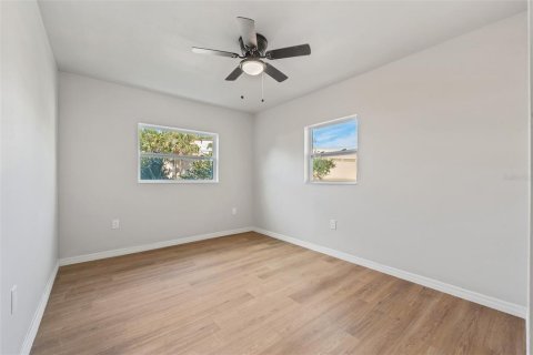 Villa ou maison à vendre à Orlando, Floride: 3 chambres, 128.67 m2 № 2277172 - photo 13