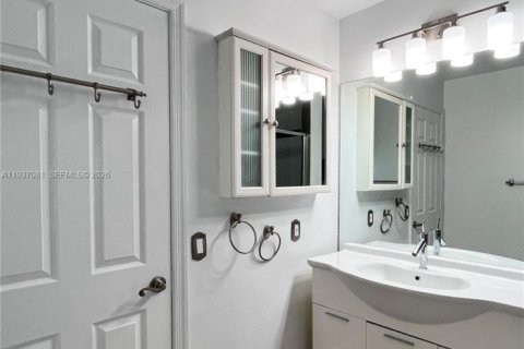 Снять в аренду виллу или дом в Мирамар, Флорида 2 спальни, 95.69м2, № 1995094 - фото 15