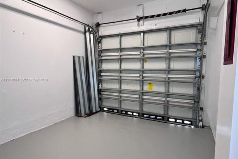 Снять в аренду виллу или дом в Мирамар, Флорида 2 спальни, 95.69м2, № 1995094 - фото 18