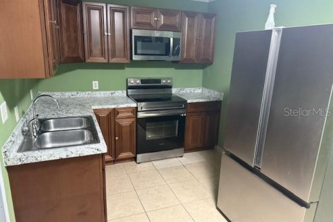 House in Winter Haven, Florida 3 bedrooms, 115.57 sq.m. № 1879329 - photo 4